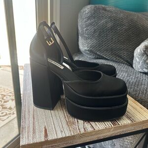 Steve Madden Black Platform Heels